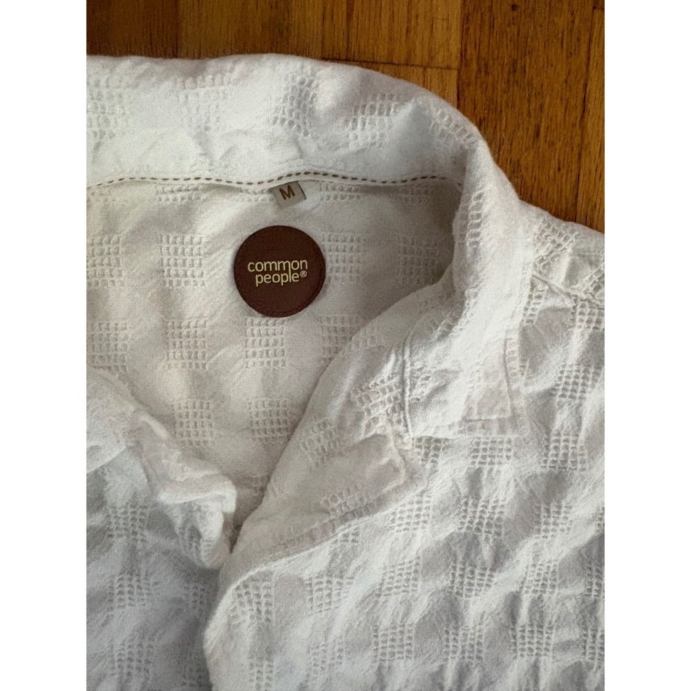 Common People Mens White Textured Short Sleeve Button Up Shirt Size M - Picture 2 of 5